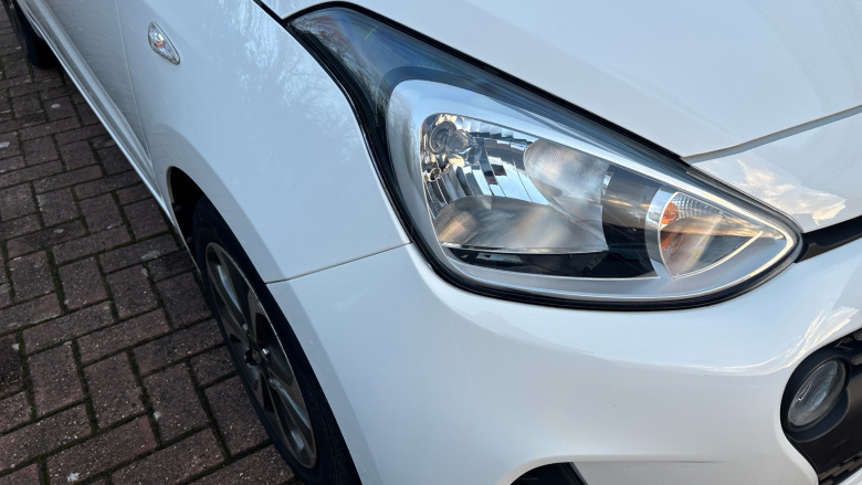 Hyundai i10 1.0 Play 5dr Petrol Hatchback